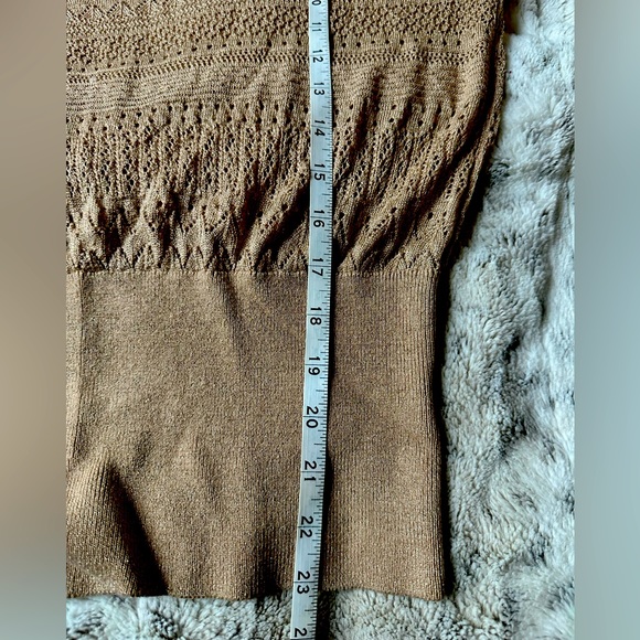 Express Knit Top - Picture 2 of 4